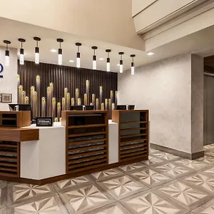 מלון Doubletree By Hilton Midtown Fifth Ave, ניו יורק